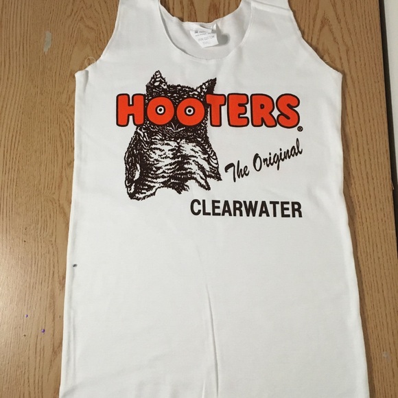 New Hooters Girl Uniform Tank Shorts Socks Hose & Pouch From Clearwater Small - Picture 9 of 16